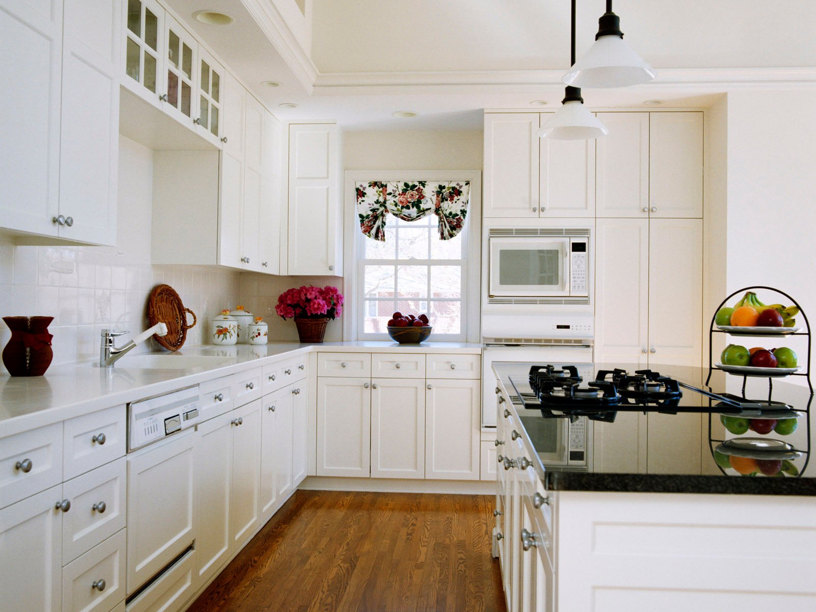 white-kitchen-interior white kitchen interior idea