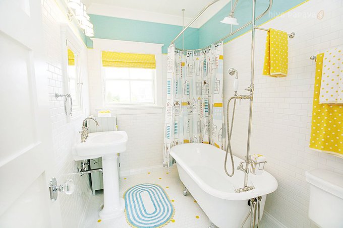 bright-white-and-yellow-fully-marbled-bathroom-idea bright white and yellow fully marbled bathroom idea