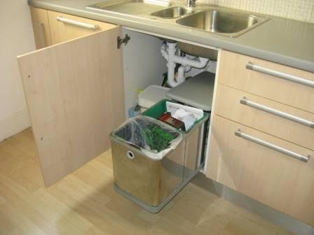 kitchen-waste-bin Eco-friendly kitchen design tips