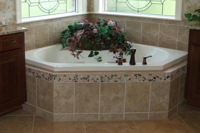 ar125983910479082 How to have shiny bathtub and tiles?